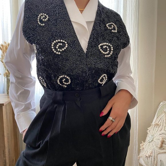 SOLD (VINTAGE) Sequins & Pearls Vest - Picture 2 of 6